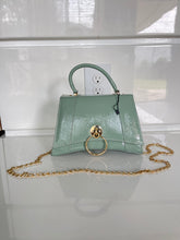 Load image into Gallery viewer, BEST TURKISH PERSE & SHOE SET