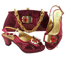 Load image into Gallery viewer, ITALY CRISTAL SET SHOE AND BAG
