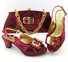 Load image into Gallery viewer, ITALY CRISTAL SET SHOE AND BAG
