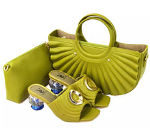 Load image into Gallery viewer, ITALY LEATHER PURSE &amp; SHOE SET

