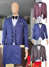 Load image into Gallery viewer, Groomsmen suit 3 pieces
