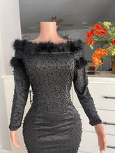 Load image into Gallery viewer, BLACK OFF SHOLDER EVENING DRESS
