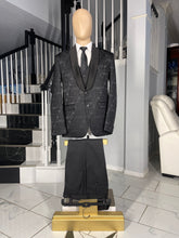 Load image into Gallery viewer, Perfect fit suit for men
