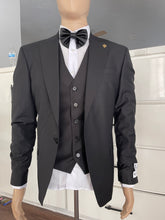 Load image into Gallery viewer, Best suit for men 3 piece
