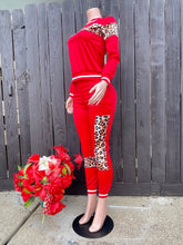 Load image into Gallery viewer, Camouflage Sportwear
