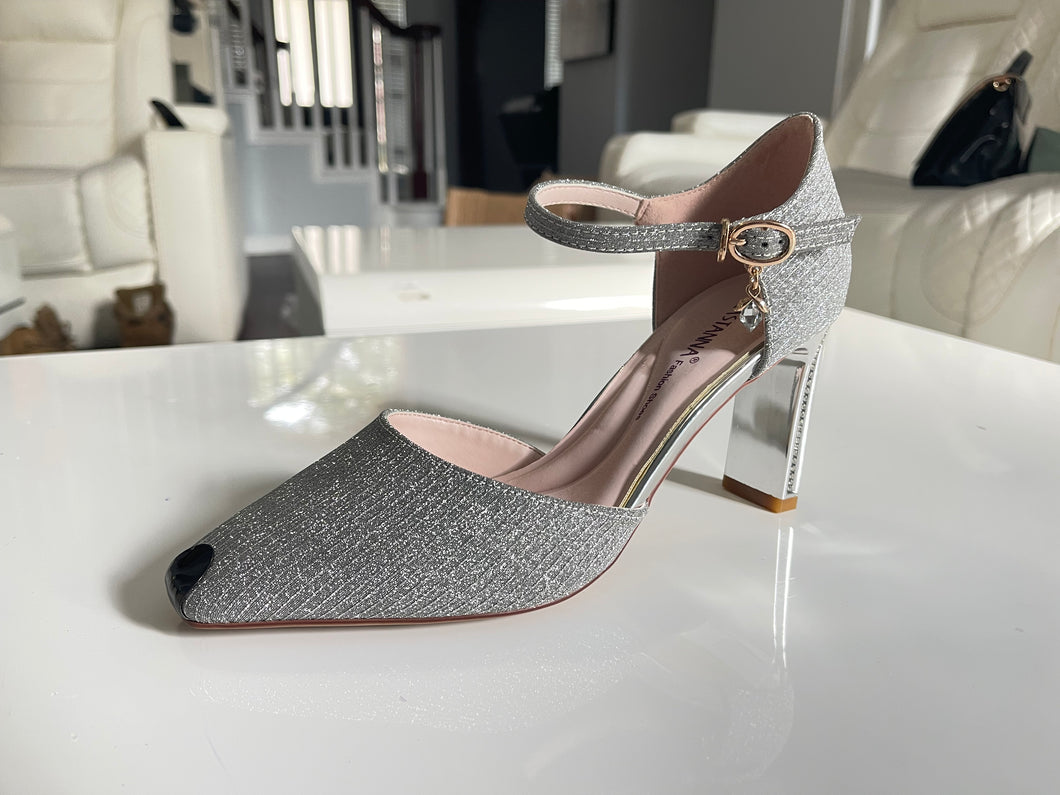 TURKISH SILVER LADY'S SHOES